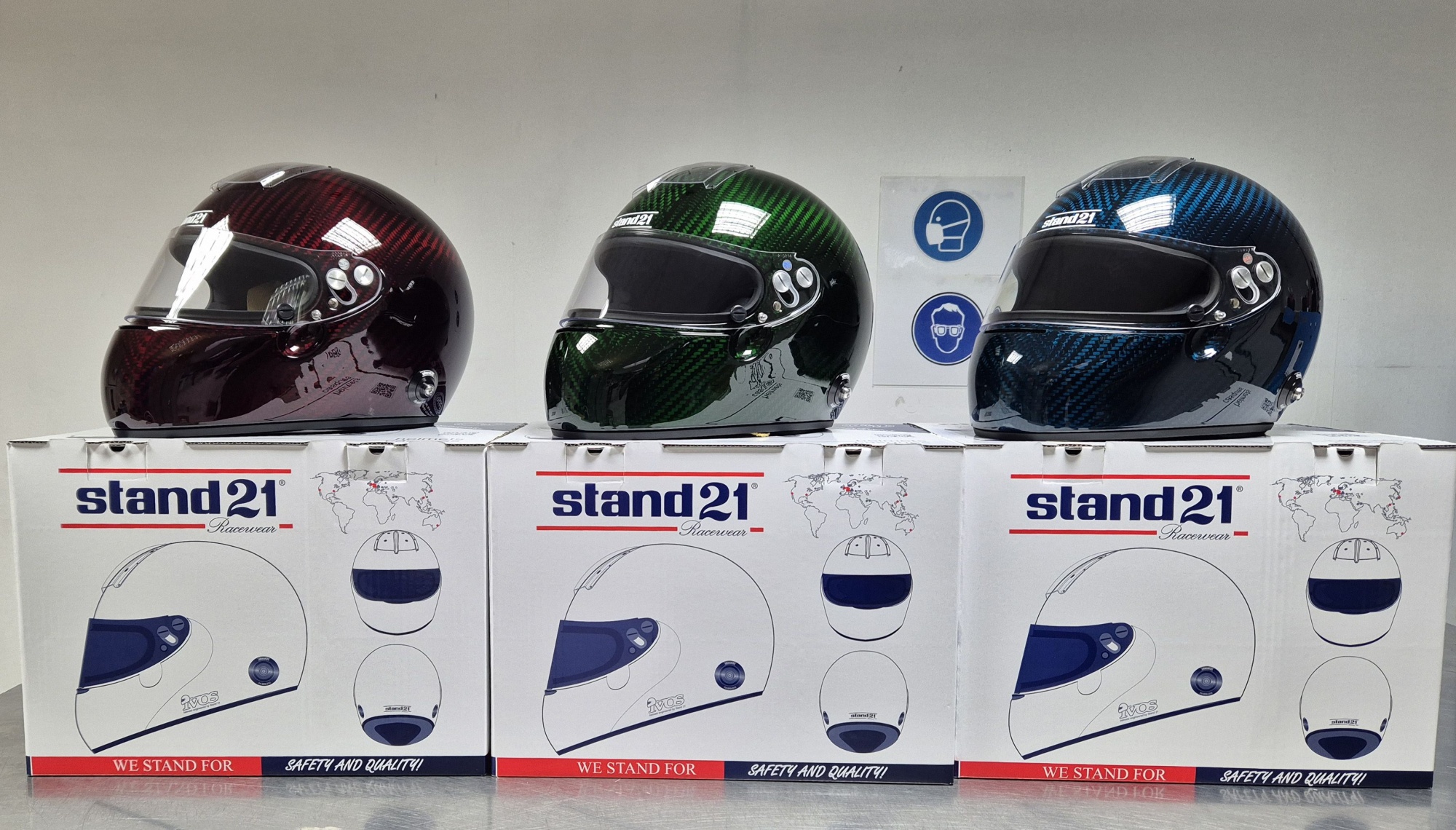 All the models shown on the Stand 21 website or in the Stand 21 catalog and not explicitely described as stock versions are illustrated strictly as examples of the company's expertise and capability and the pictures shown do not imply any violations of any trademarks. Such use of registered trademarks was carried out solely for authorized teams or drivers use and are not for sale to the public.